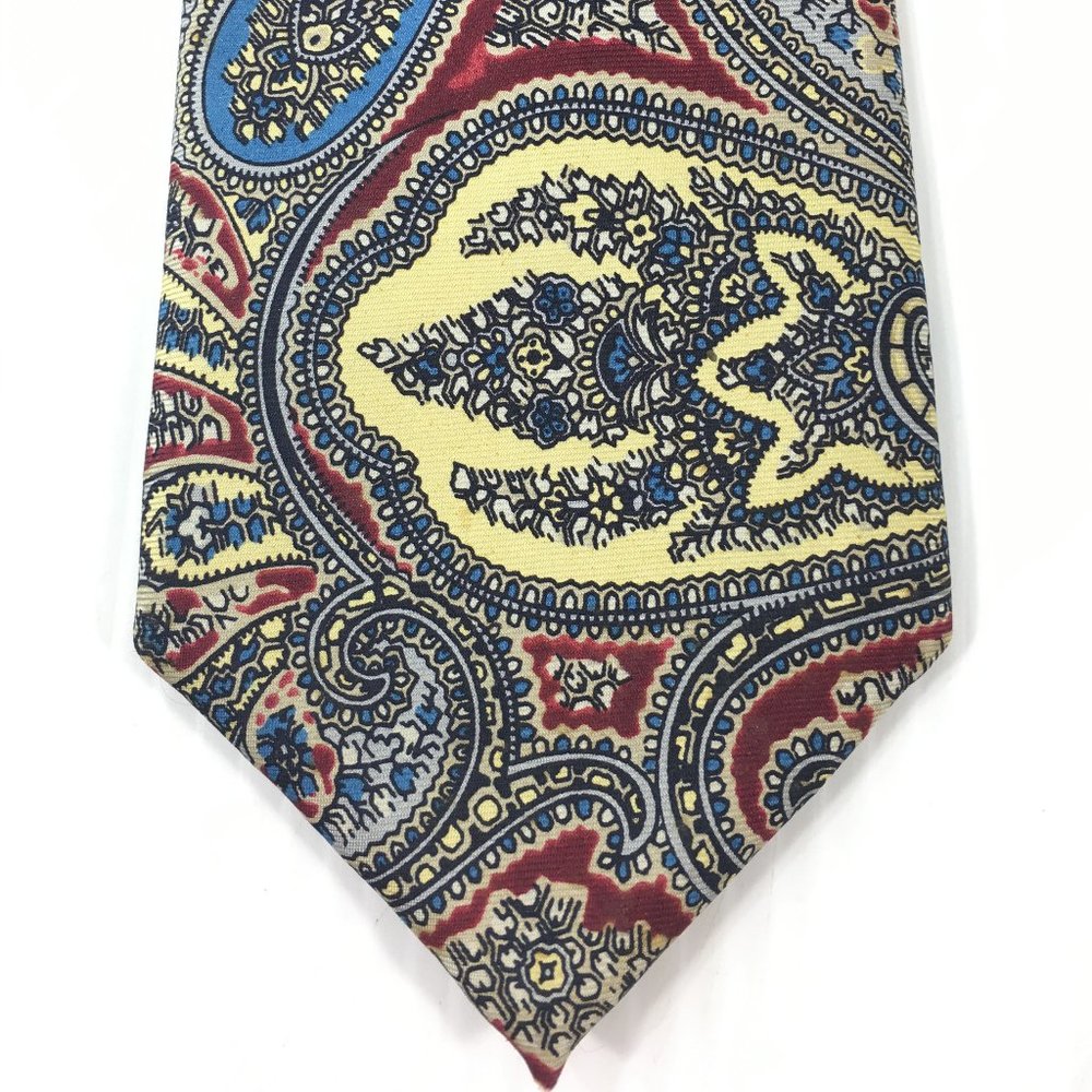 Bench Mark Mens Tie 3 in W x L 57 Silk Paisley Gray Burgundy Blue Tan